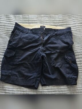 Polo by Ralph Lauren Navy Cargo Shorts Sz 42 (MISSING BUTTON)